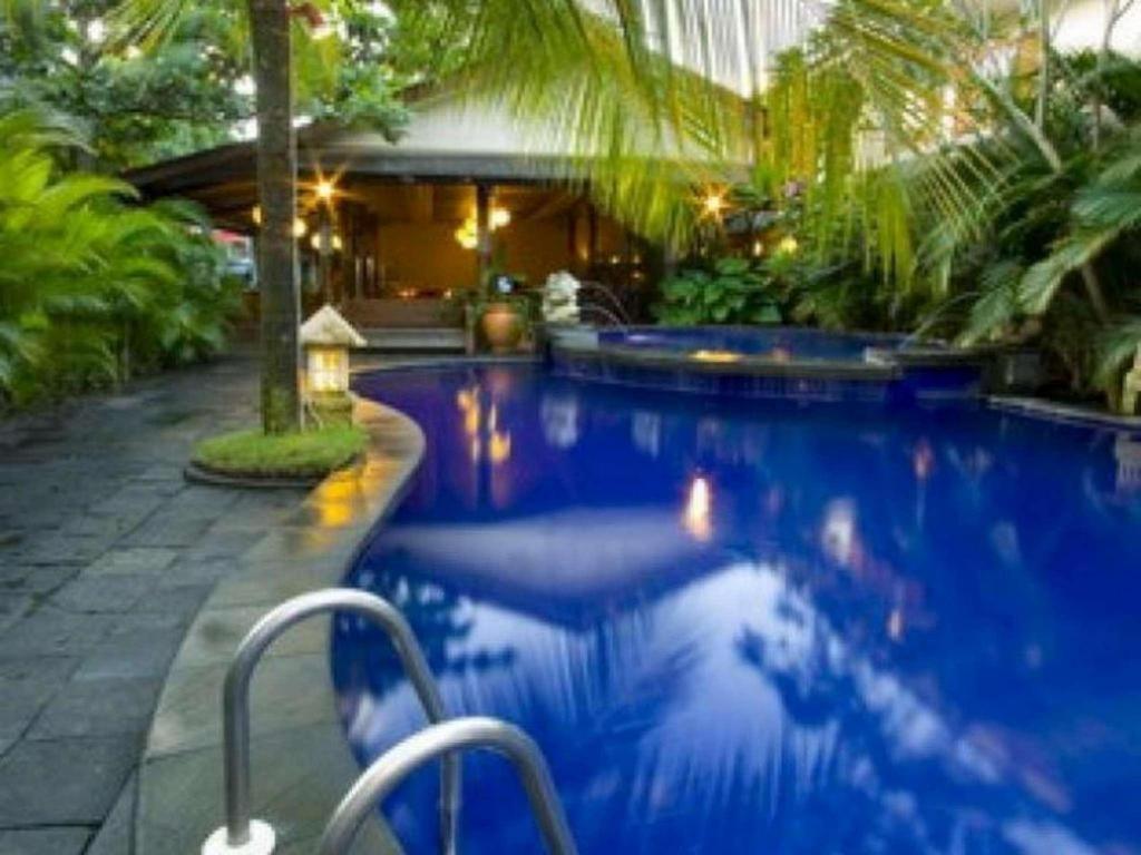 Nyiur Indah Beach Hotel Pangandaran Bagian luar foto