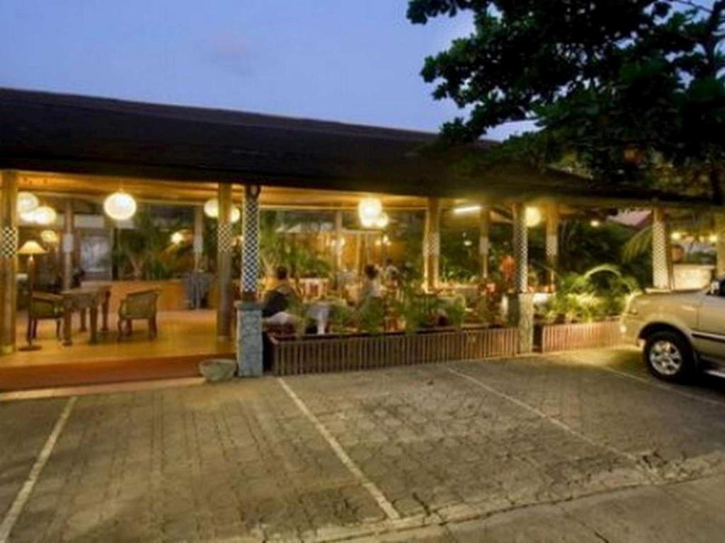 Nyiur Indah Beach Hotel Pangandaran Bagian luar foto