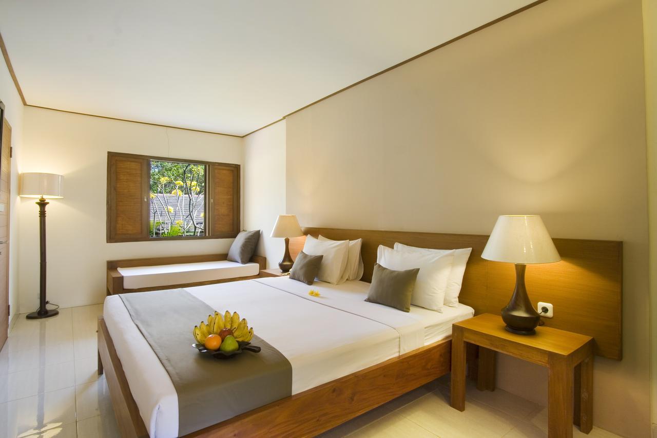Nyiur Indah Beach Hotel Pangandaran Bagian luar foto